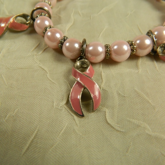 Pink Pearl Bead Bracelet w/ Breast Cancer Awareness Ribbon Charms Gold Tone Stre - Picture 4 of 5
